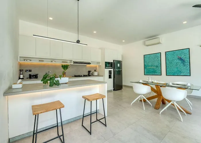 Yuka V2 Modern Tropical 2br With Pool In