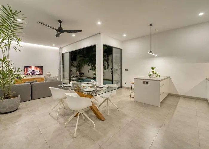 Villa Yuka V2 Modern Tropical 2br With Pool In Seminyak