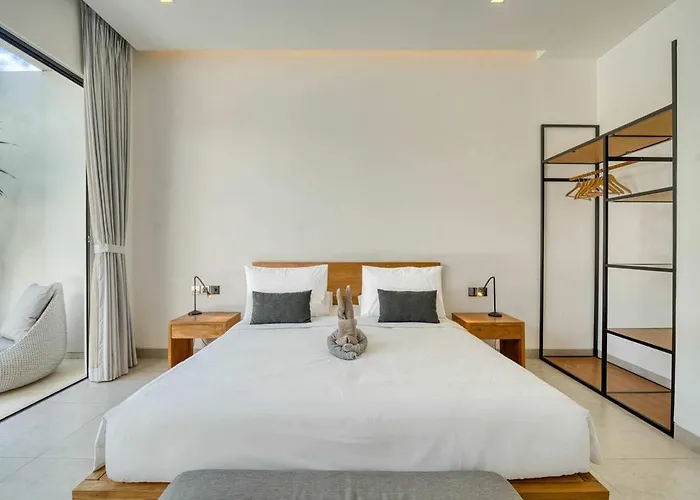 Yuka V2 Modern Tropical 2br With Pool In